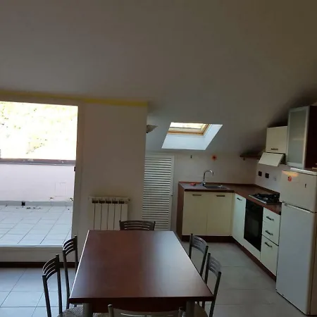 Piazza Aldo Moro Mansarda Appartement