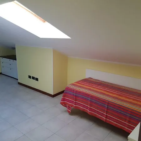 Piazza Aldo Moro Mansarda Appartement *