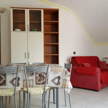 Piazza Aldo Moro Mansarda Appartement *